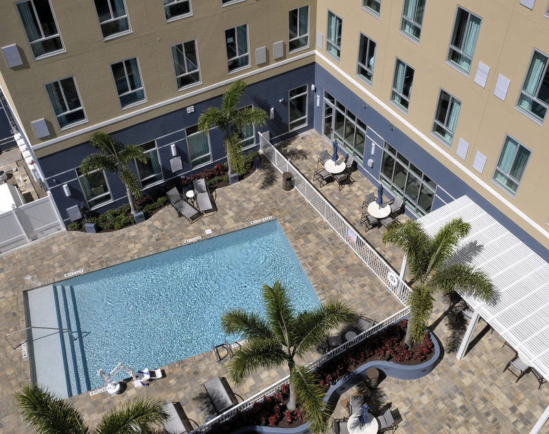 Staybridge Suites St. Petersburg, An Ihg Hotel Exterior photo